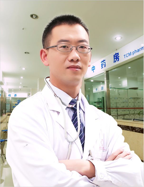 呼市皮膚病專家陳加虎